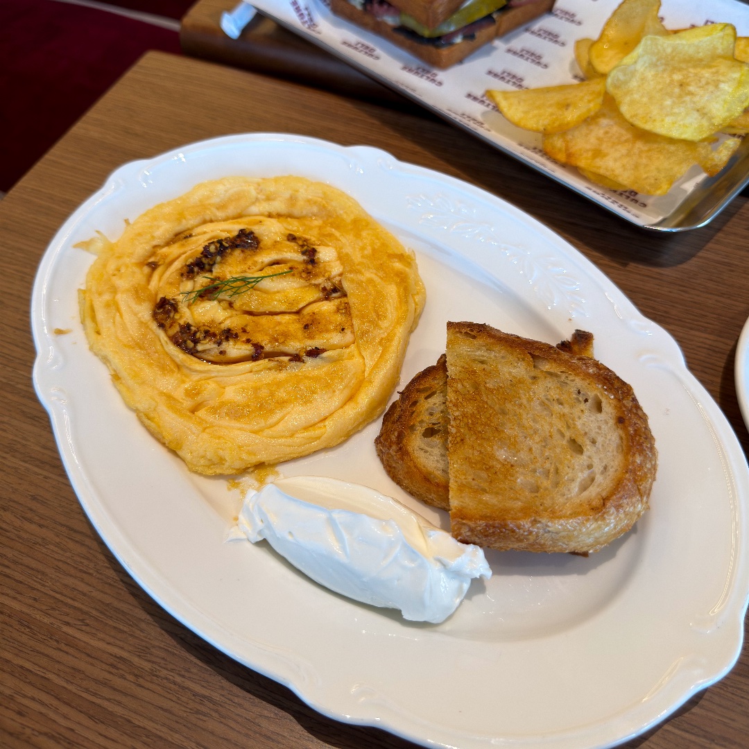 Deli Fold at Culture Deli, Al Wasl
