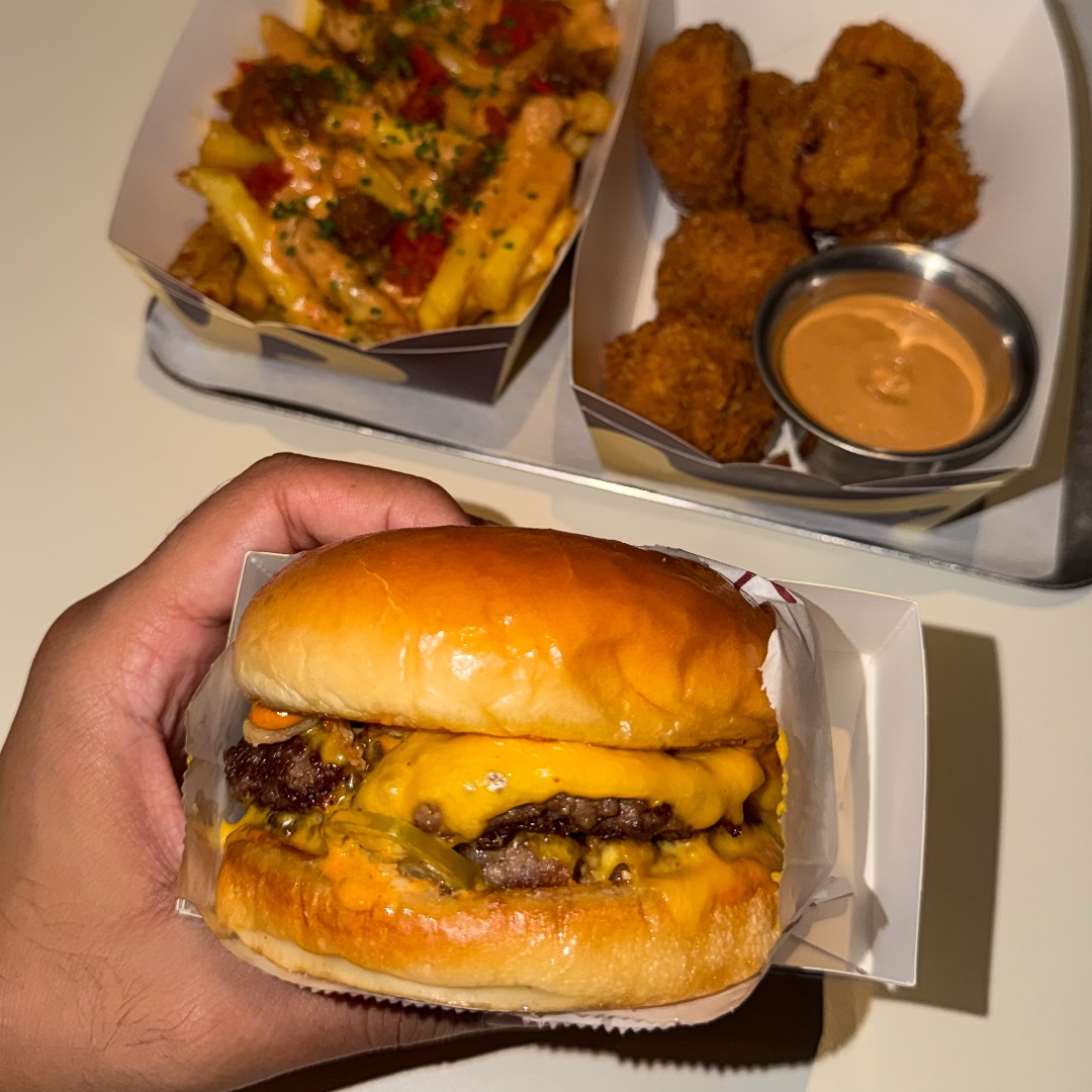 Jona's Burger, Nad Al Sheba